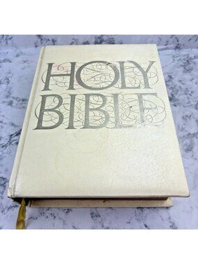 *Vintage Collins World Family Heritage Generations Edition Family Holy Bible